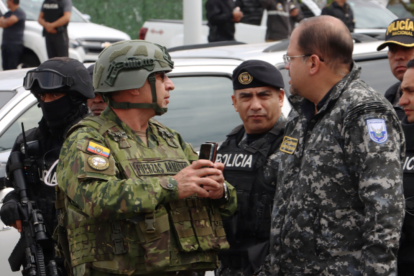 El ministro del Interior anunció la partida de una convoy humanitario hacia Imbabura.