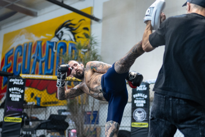 El peleador ecuatoriano Marlon "Chito" Vera se dejó ver en muy buena forma en sus últimos entrenamientos previo al combate.
