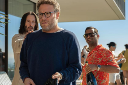 Cuando el cielo se equivoca, con Keanu Reeves, sigue la historia un ángel que, en su torpeza, intercambia las vidas de un millonario y un trabajador informal.