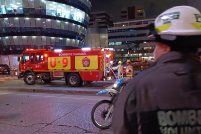 El día de ayer un coche bomba explotó en el norte de Guayaquil, dejando múltiples heridos y un fallecido.