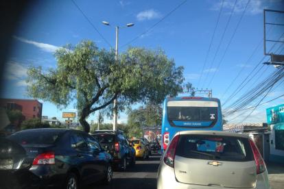 La medida está vigente para autos y motos. No aplica para personas con discapacidad o de la tercera edad