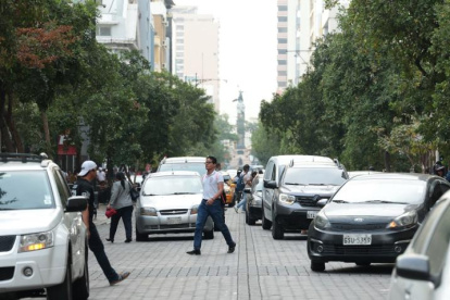 La 9 de Octubre es una de las arterias principales de la ciudad.