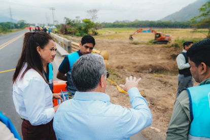 12.000 vehículos circulan a diario por el puente de Churute, que conecta la carga exportable del Litoral con el puerto de Guayaquil.