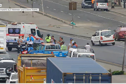 El siniestro de tránsito sucedió aproximadamente a las 09:00, a la altura del segundo puente de la vía Perimetral.