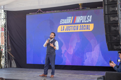 Edgar Lama denuncia que personas de grupos criminales se han beneficiado de certificados de VIH falsos para quedar libres.