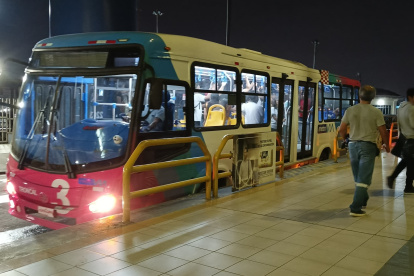 La ruta alimentadora de Pascuales, del sistema de transporte masivo Metrovía, se integra a la troncal que une Bastión Popular y el centro de Guayaquil.