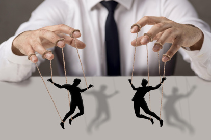 España aprobó un Código de Conducta que obliga a los influencers a indicar quién los auspicia