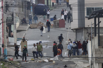 El Gobierno anunció la suspensión del proceso de diálogo con los movimientos indígenas.