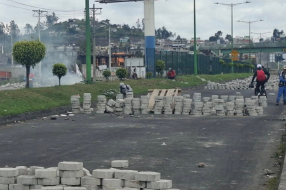 Los cierres viales en Imbabura continuarán tras la ruptura del diálogo.Radio Ilumán (referencial).