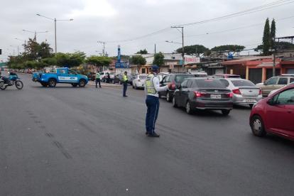 ATM controla el tránsito en la zona.