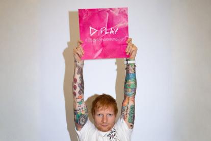 Ed Sheeran promociona su álbum Play