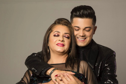 Willie Tamayo junto a su madre Paulina.