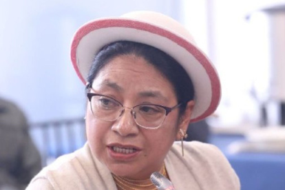 Mariana Yumbay cuestiona la efectividad de las comisiones tras ausencia de ministros en sesión