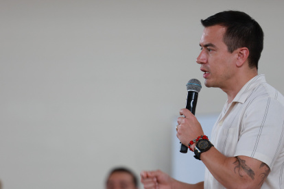 El presidente criticó a los Municipios, expresando que no siempre se puede estar al pendiente de pedirles ayuda.