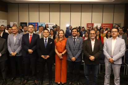 Arcsa presentó en Guayaquil la “Calificación Excelencia Farmacéutica” para farmacias del país