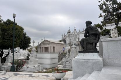 En el cementerio patrimonial de Guayaquil se hará el concierto sinfónico "Sonidos del más allá".