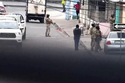 Aunque la versión del abogado busca cerrar el capítulo sobre la implicación del Grupo Noboa, el caso sigue abierto en el plano político y mediático.