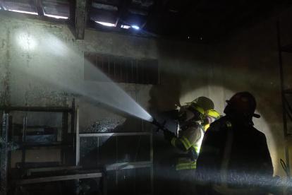 La emergencia no dejó heridos, solo daños materiales, informó el Cuerpo de Bomberos de Guayaquil.