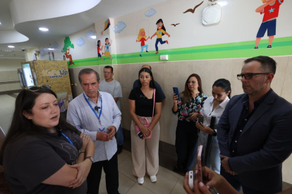 La Comisión de la Niñez acudió al Icaza Bustamante para fiscalizar la entrega de medicinas a niños con atrofia muscular espinal