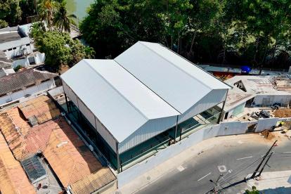 La antigua casa embrujada de Urdesa ahora es un pequeño complejo deportivo.