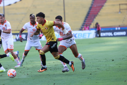 Joao Rojas y un golpe que hizo asustar a sus compañeros.