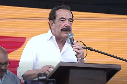En Machala, Jaime Nebot, presidente vitalicio del Partido Social Cristiano, expuso sus puntos de vista sobre las preguntas que la ciudadanía tendrá que aprobar o no en noviembre.