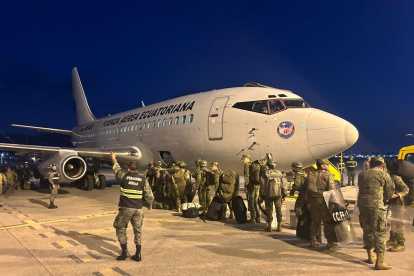 Desde la noche del viernes 24 de octubre, las Fuerzas Armadas ha dispuesto que un grupo de militares se traslade a Guayas.