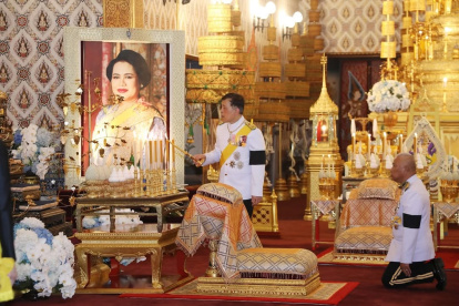 Funeral de Reina Madre, Sirikit Kitiyakara,