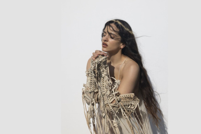 Nueva sesión de fotos de Rosalía para la promoción de Berghain.