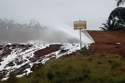 Emergencia ambiental por derrame de diésel en La Unión, Quinindé.