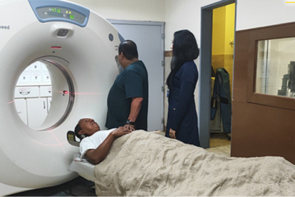 En el Hospital del IESS de Portoviejo se realizan exámenes con un tomógrafo y ecógrafo.