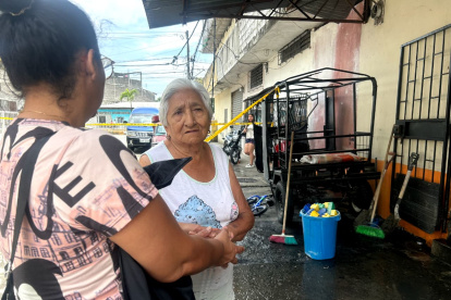 El incendio en el Guasmo Central dejó cuantiosas pérdidas materiales.
