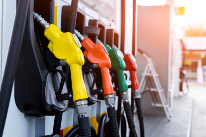 Los precios de la gasolina en Ecuador registran un leve aumento para noviembre de 2025.