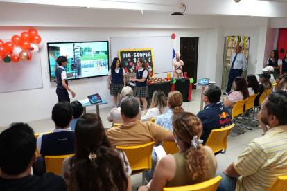 Jóvenes del IPAC integran robótica, biología y programación para resolver problemáticas reales de la comunidad.