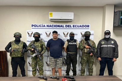 Alias Kiko fue capturado en Santa Lucía, Guayas, durante un operativo del Bloque de Seguridad con apoyo militar.