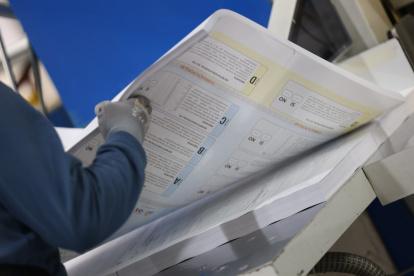 El Consejo Nacional Electoral avanza con la impresión de las papeletas en las que se incluye la pregunta sobre la Asamblea Constituyente.