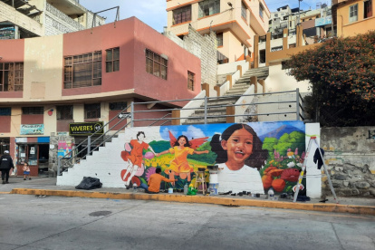 Arte. Las figuras coloridas están distribuidas en 1.754 metros cuadrados de la ciudad de Ambato. 
AG-EXTERNO