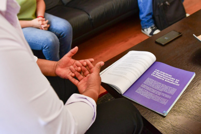 Psicólogos pertenecientes a DECE de escuelas del sur de Guayaquil expresaron sus temores ante posibles desvinculaciones.