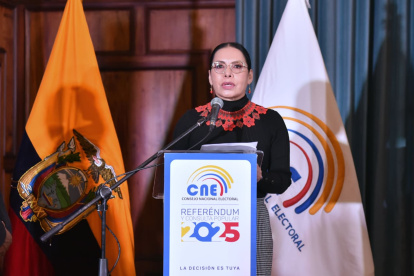 La presidenta del CNE, Diana Atamaint se pronunció sobre el pedido de Revolución Ciudadana.