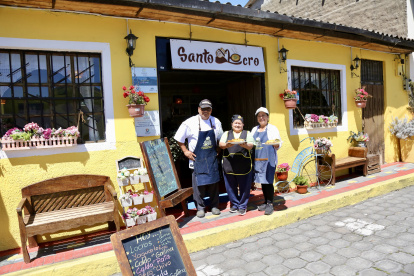La oferta gastronómica de Lloa combina sabores ancestrales con ingredientes frescos de la zona.
