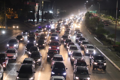 Vecinos denuncian caos total en Samborondón y aseguran que la respuesta de la Alcaldía fue insuficiente; la congestión afectó varias urbanizaciones de La Puntilla.