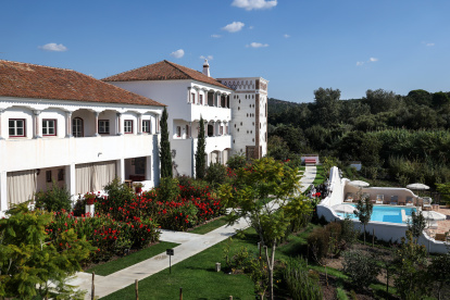 Prestigio. Una vista del hotel “Vermelho”, propiedad del diseñador francés Christian Louboutin, uno de los primeros personajes en descubrir la región.