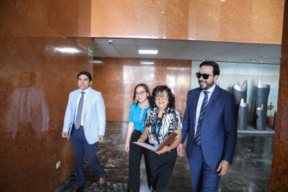 La asambleísta de la Revolución Ciudadana, Liliana Durán (c).