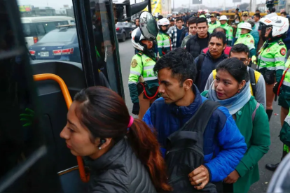 Un paro de actividades debido a los asesinatos por parte de presuntos sicarios y el incremento de extorsiones.