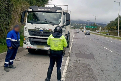 Durante el feriado, la Agencia Metropolitano de Tránsito ejecutó 25 operativos para garantizar la seguridad vial.