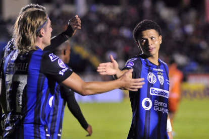 Figuras de Independiente del Valle, Claudio Spinelli y Patrick Mercado.