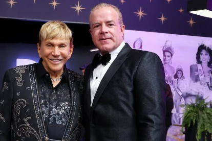 Osmel Sousa con Raúl Rocha.