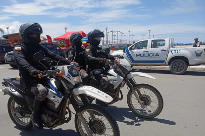 Situación. La Policía busca dar con el paradero del otro responsable.