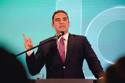 El alcalde Juan José Yúnez anunció sanciones por el evento masivo realizado sin permiso municipal.