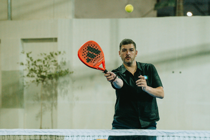 Aquiles Álvarez inaugura canchas de pádel en Urdesa.